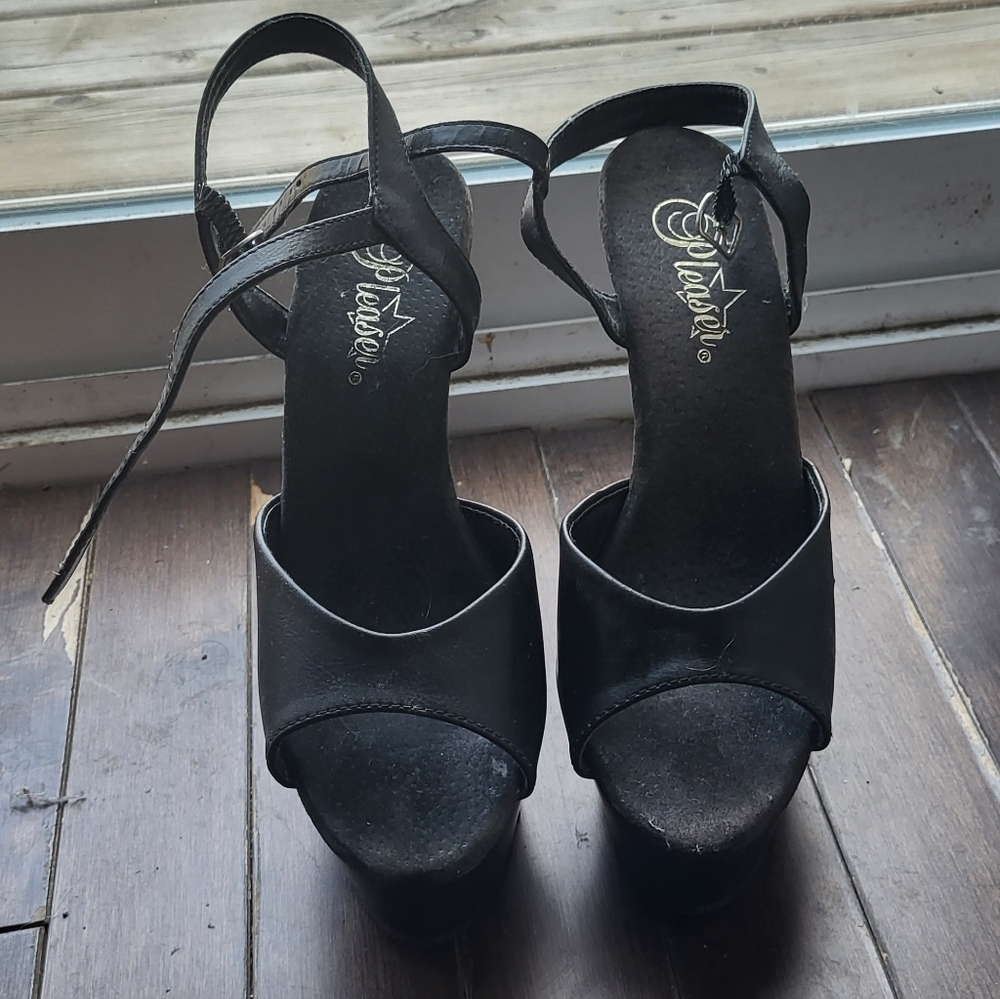 Pleasers 7" size 7 heels